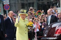Elizabeth II in Berlin 2015.jpg