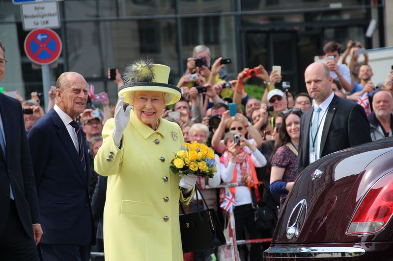 파일:Elizabeth II in Berlin 2015.jpg